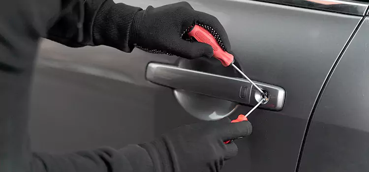 Locked Out of Car Help Stouffville